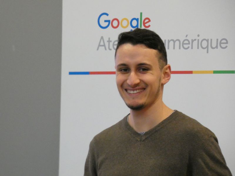 Spécialiste Google Ads Panja à l'Atelier Numérique Google