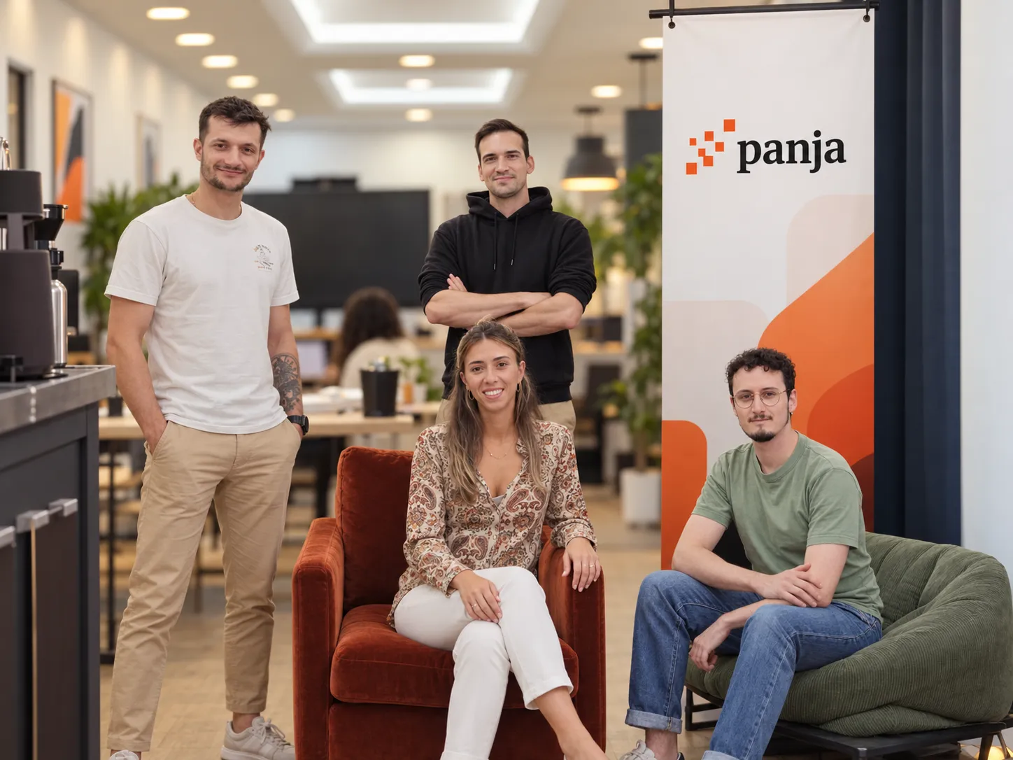 L'équipe de Panja, de gauche à droite : Rémy, Vincent, Mélanie et Théo